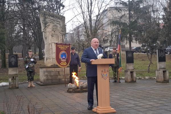 Activitate consacrată eroilor căzuți în războiul din Afganistan