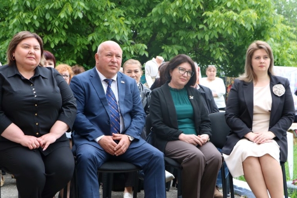 Muzeele care unesc o lume divizată