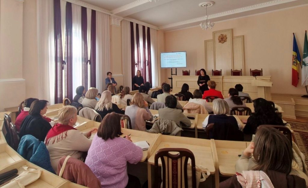 Atelier de formare a managerilor instituțiilor de învățământ din raion