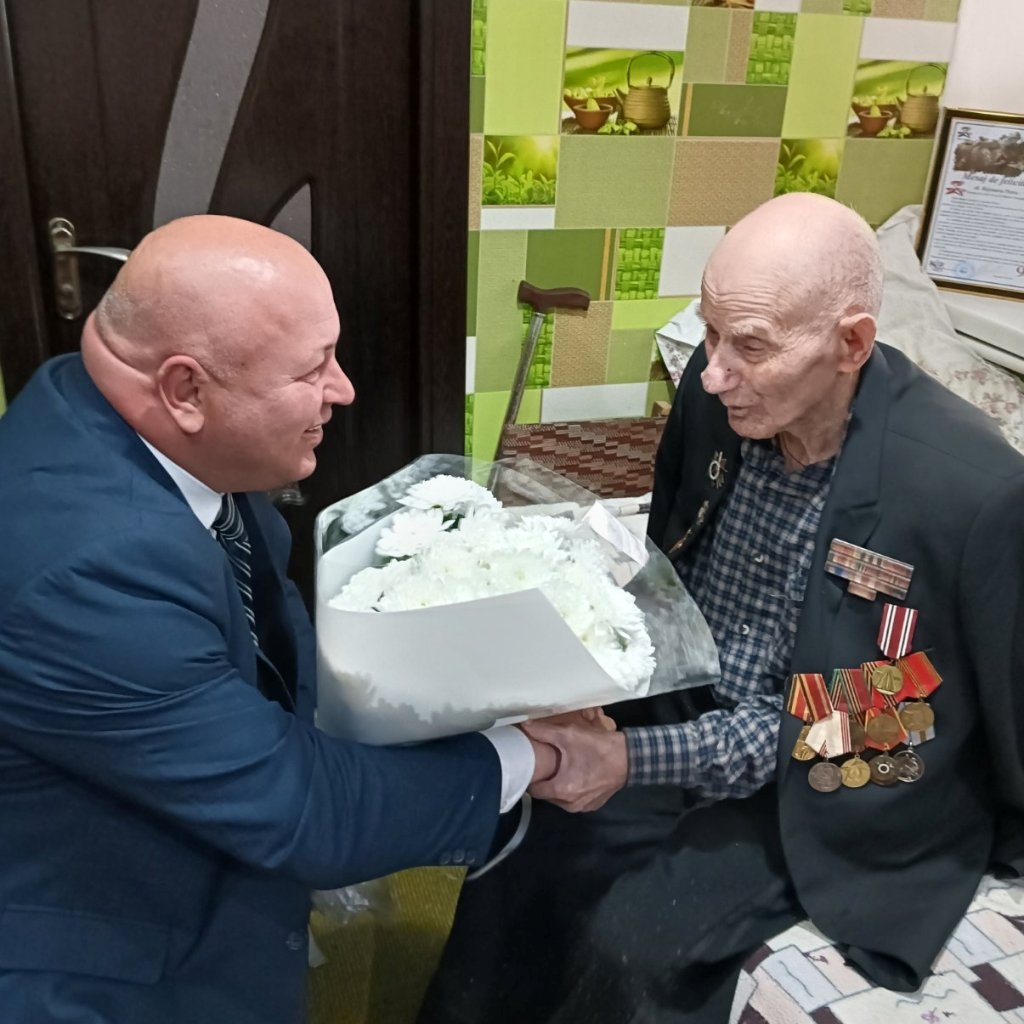 Respect și recunoștință pentru veteranul de război centenar din Obreja Veche